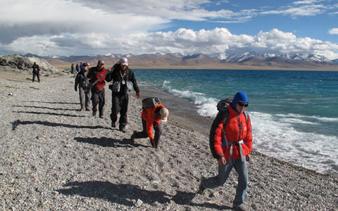 The Most Complete Guide to Nyenchen Tanglha to Holy Lake Namtso Hiking
