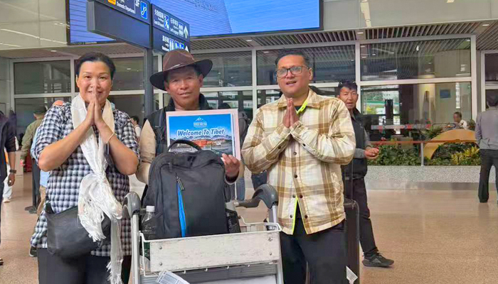 Airport pickup service at Lhasa Gongga Airport Tibet