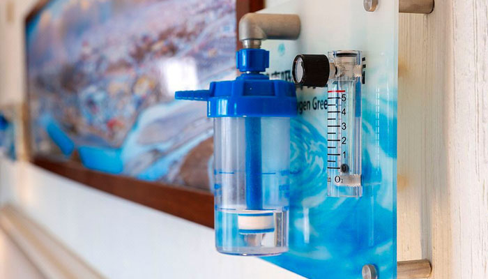 Lhasa offer oxygen concentrators in guest rooms