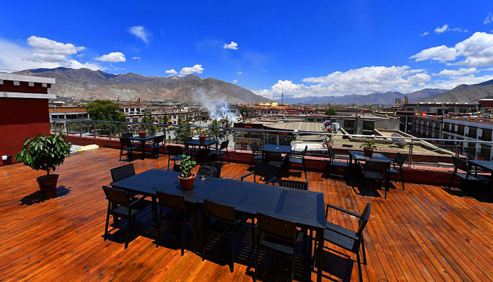 Lhasa Kyichu Hotel rooftop