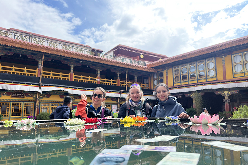 nepal tibet bhutan tour