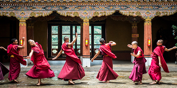 nepal tibet bhutan tour