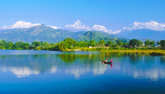 visit Himalayan Range in Pokhara Lake Feiwa