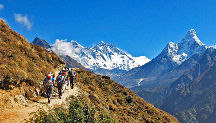 Nepal trekking tour in Autumn