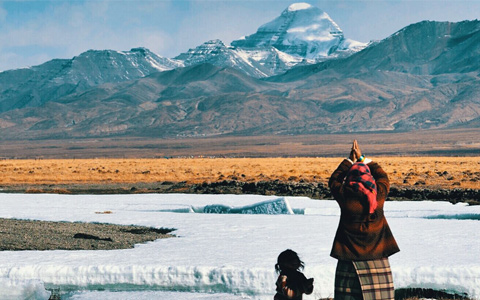 10 Days Kailash and Manasarovar Group Tour from Kathmandu by Overland