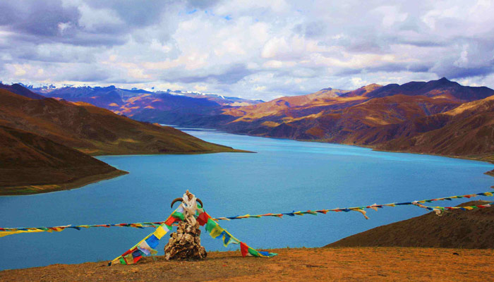Yamdrok Lake is known for the snow melted crystal blue water