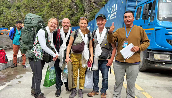Lhasa to Kathmandu tour with local guide