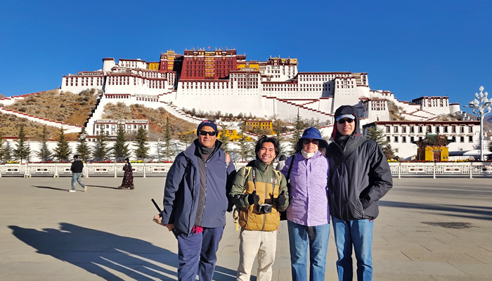Potala Palace in winter, Lhasa, Tibet