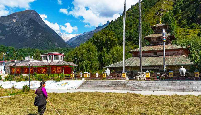 Pakba Monastery of Gyirong County