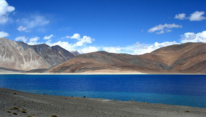  Pangong-tso lake