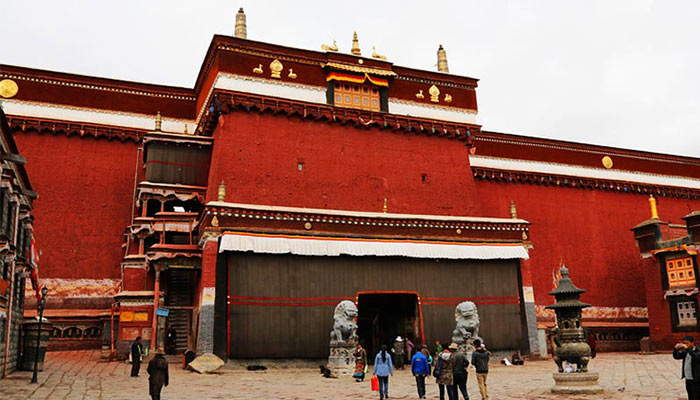  Sakya Monastery 