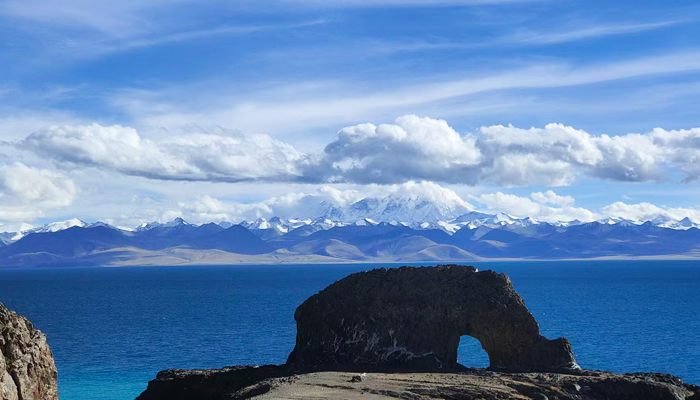 Lake Namtso at the Sacred Elephant Gate