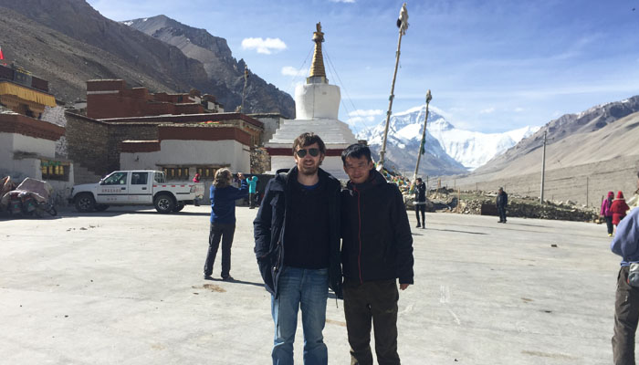 Take a Mount Everest photo in Rongbuk Monastery