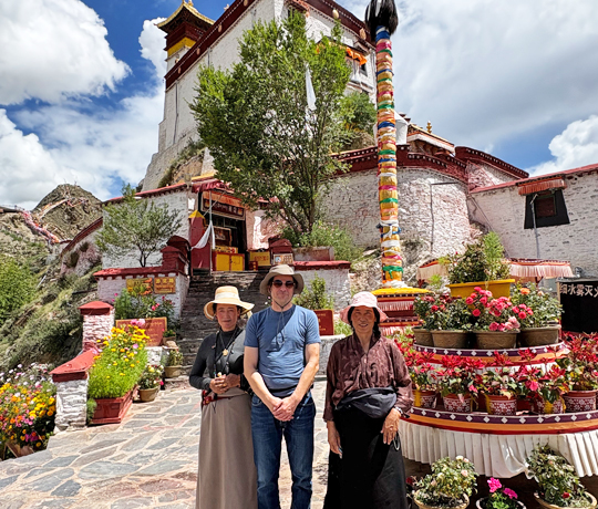 Experience the Essential Heritage of Central Tibet