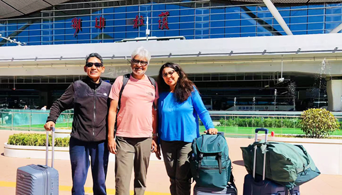 Airport pickup at Lhasa Gonggar Airport