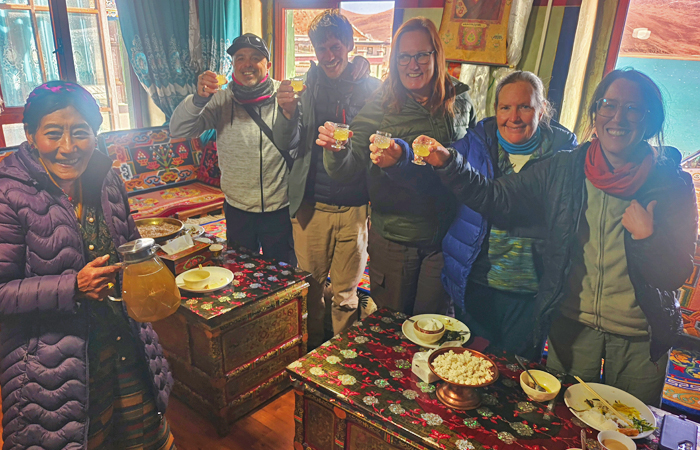 Visit Local Tibetan family near Yamdrok Lake