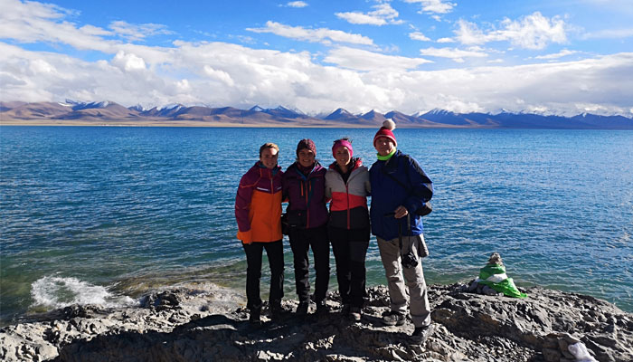 Join our 10 Days Everest Base Camp with Lake Namtso Small Group Tour