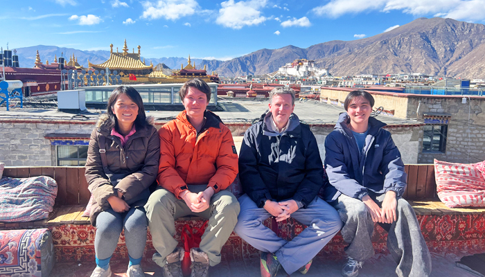 Private family tour in Lhasa for 3-4 people