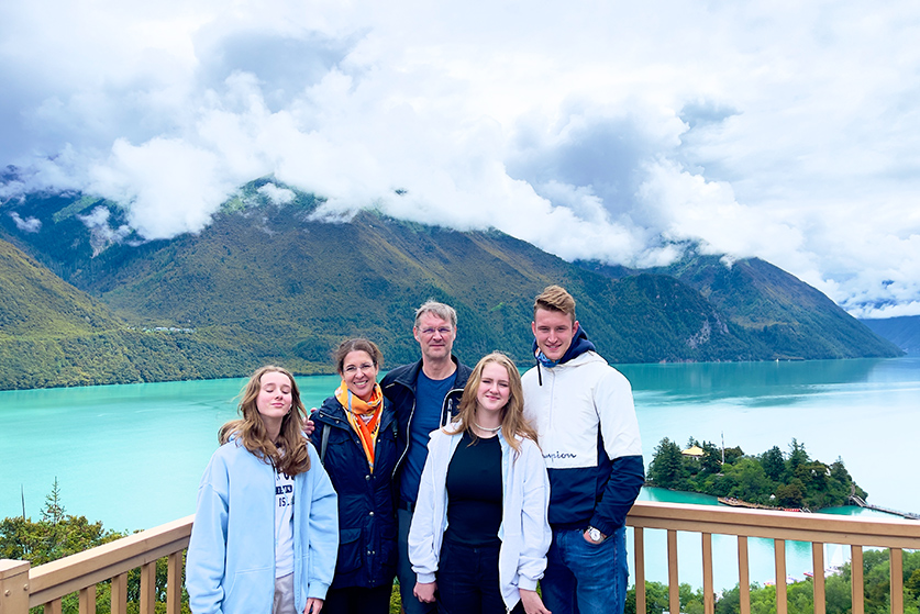 malaysia tibet tour