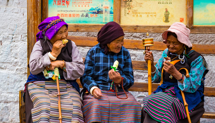 Local Tibetans in Lhasa