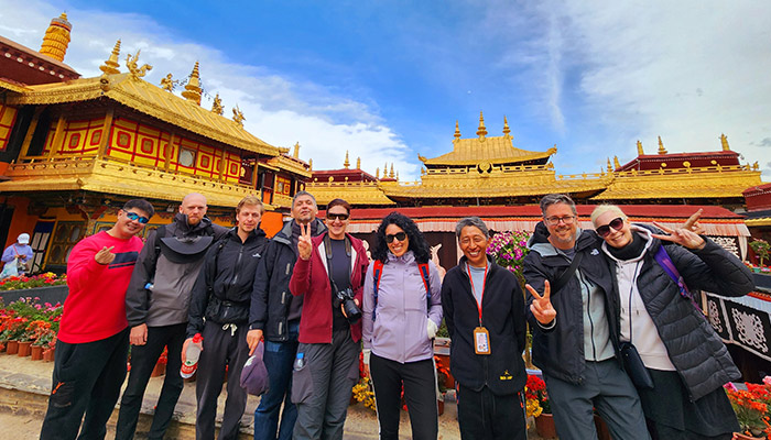 Small Tibet group tour
