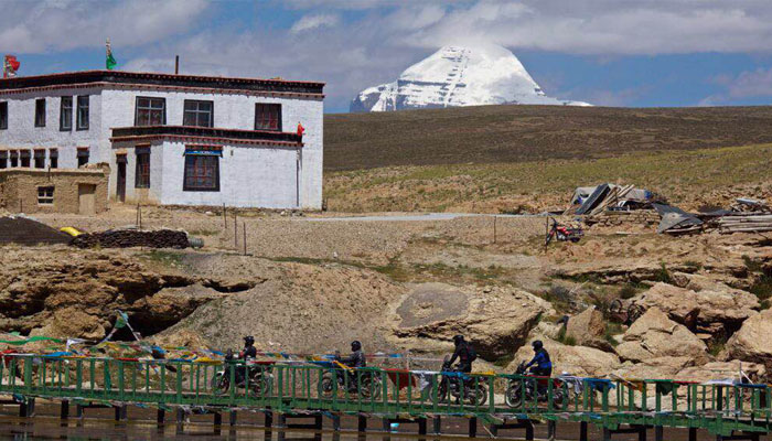 Motorcycle to Mount Kailash