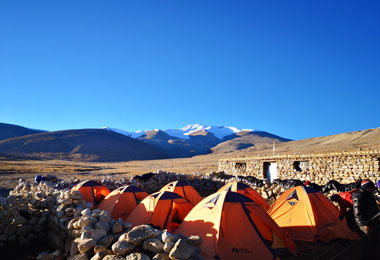 Tingri Trek to EBC Camp
