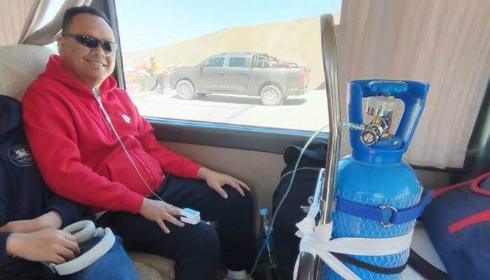 Medical oxygen in our tourist bus