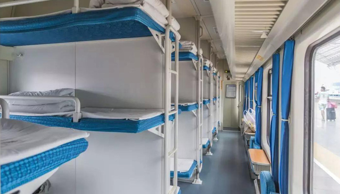 Hard sleeper on the Tibet train
