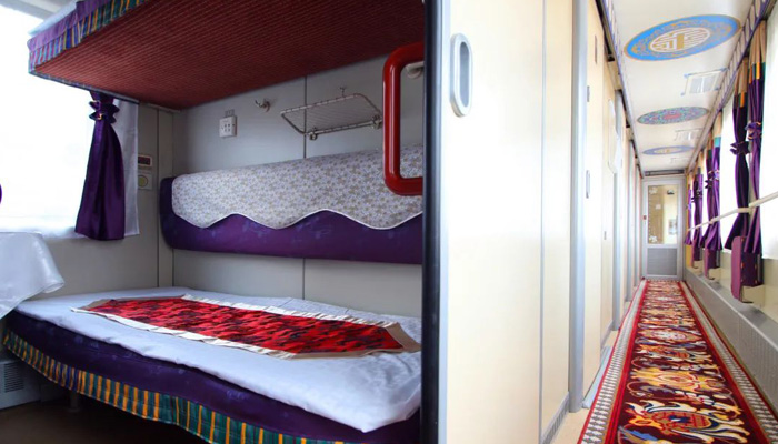 Soft Sleeper cabin on the Tibet train