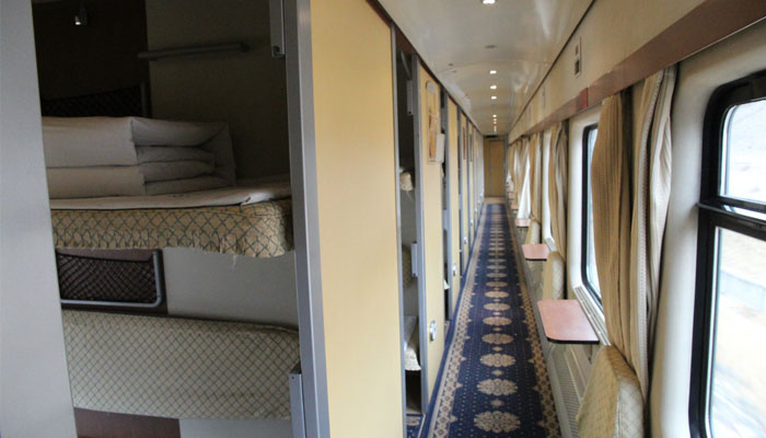 Hard Sleeper Cabin on Tibet Trains