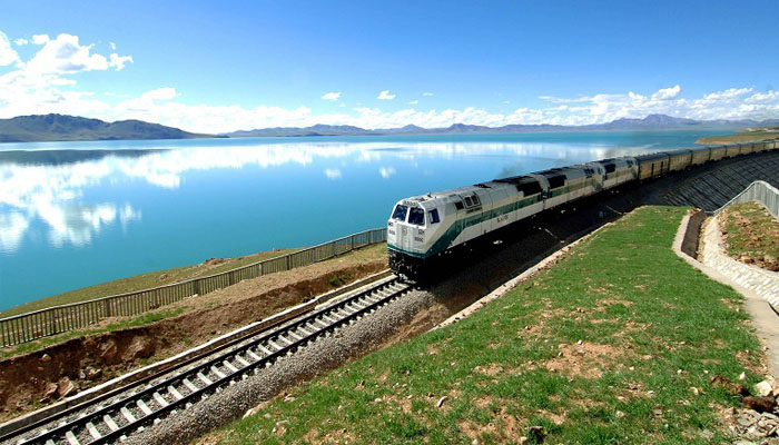 We recommend Xining to Lhasa train route