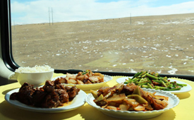 food and drink on Tibet train