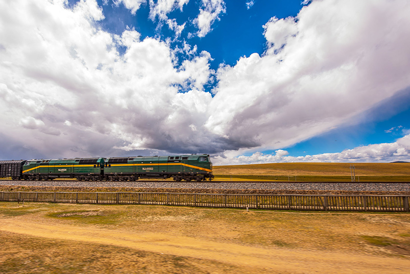 tibet train