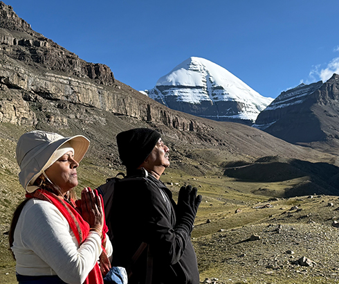 10 Days Kailash and Manasarovar Group Tour from Kathmandu by Overland