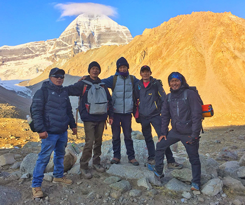 13 Days Lhasa Mt. Everest Mt. Kailash and Kathmandu Adventure Tour