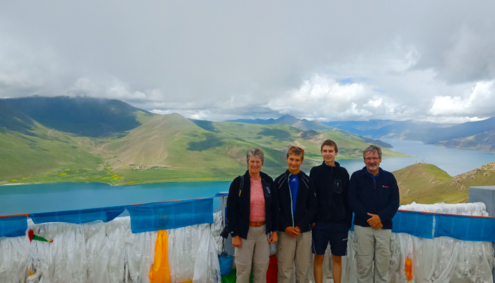 Yamdrok Lake in July