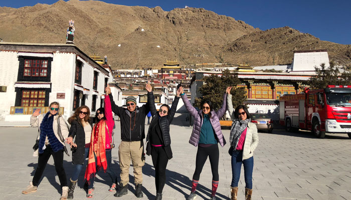 Visit Tashilunpo Monastery in Tibet