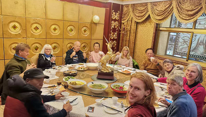 Enjoy local Tibetan food