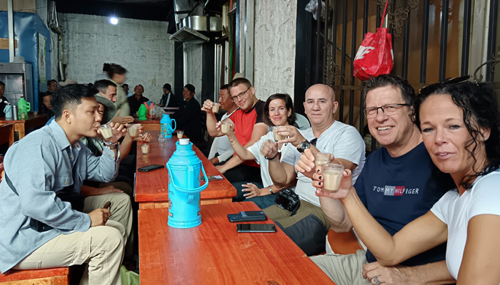 Explore local Tibetan tea house