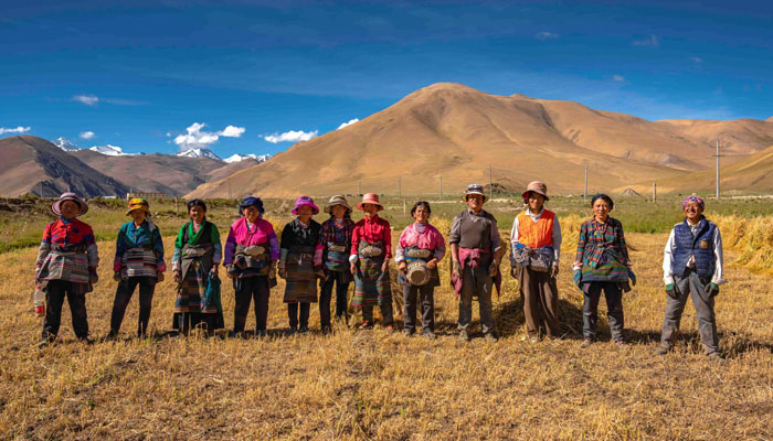 Tibetan people on Tibetan Plateau