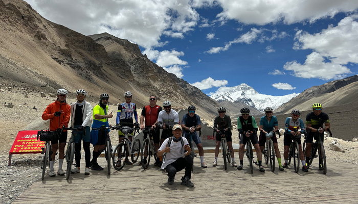 Lhasa to Everest Base Camp cycling