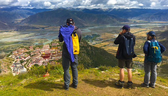 Ganden Monastery trekking tour