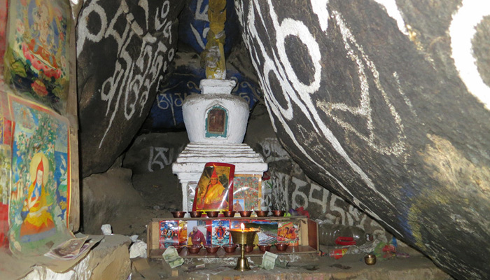 Chim-puk Hermitage Meditation Cave