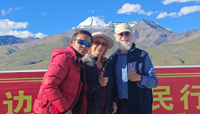 Mount Kailash tour with our guide