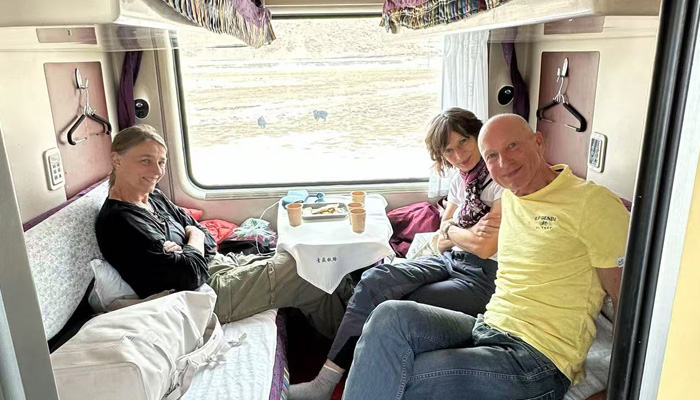 Tibet train to Lhasa