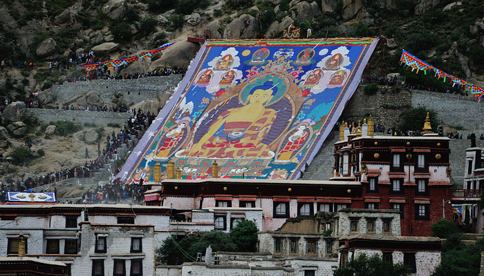 The unveiling of thangka