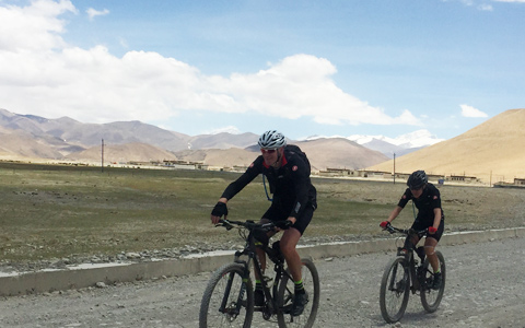 21 Days Mountain Bike Tour from Xining to Lhasa