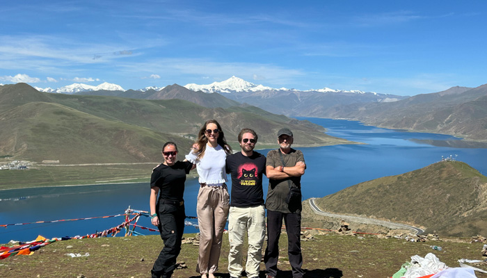 Our guests visitd Yamdrok Lake