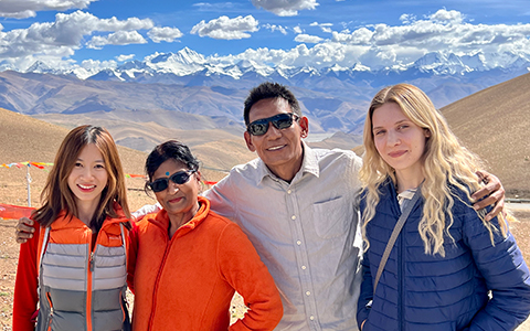 Tibetan Guides